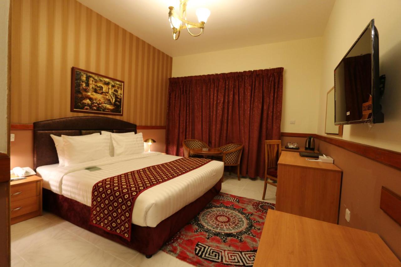 New California Hotel Dubaj Kültér fotó